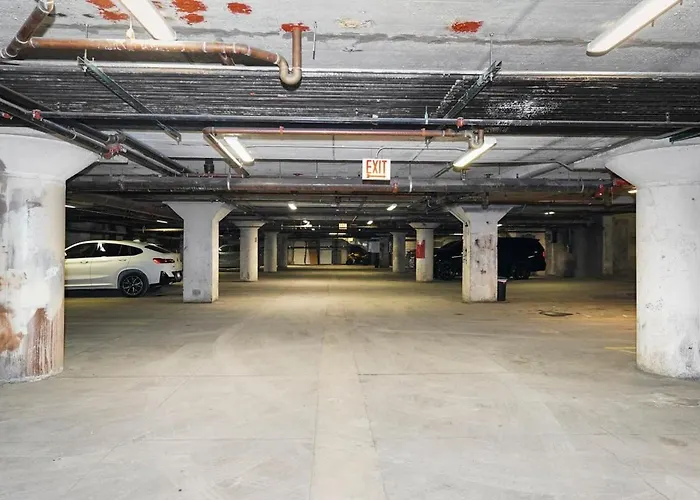Spacious 2br South Loop With Skyline View, Optional Parking And Gym Access Near Mccormick Place And Soldier Field Apartamento Chicago